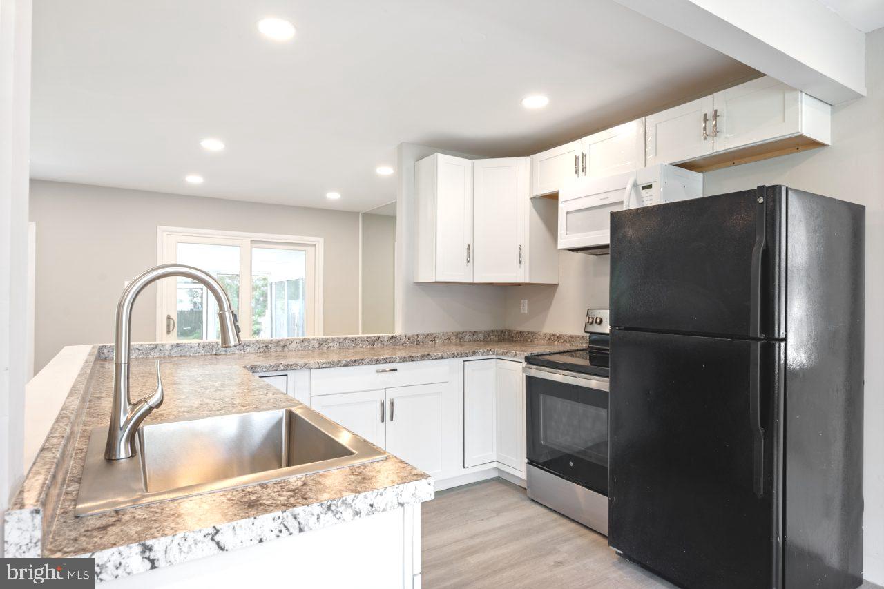 6806 Nashville Road Hyattsville, MD 20784 - Photo 6 of 30 Kitchen