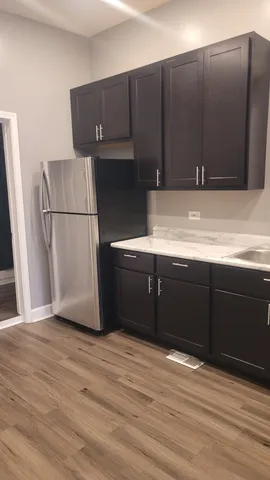 $2,600 | 1845 North Mozart Street, Unit 1, Chicago, IL 60647