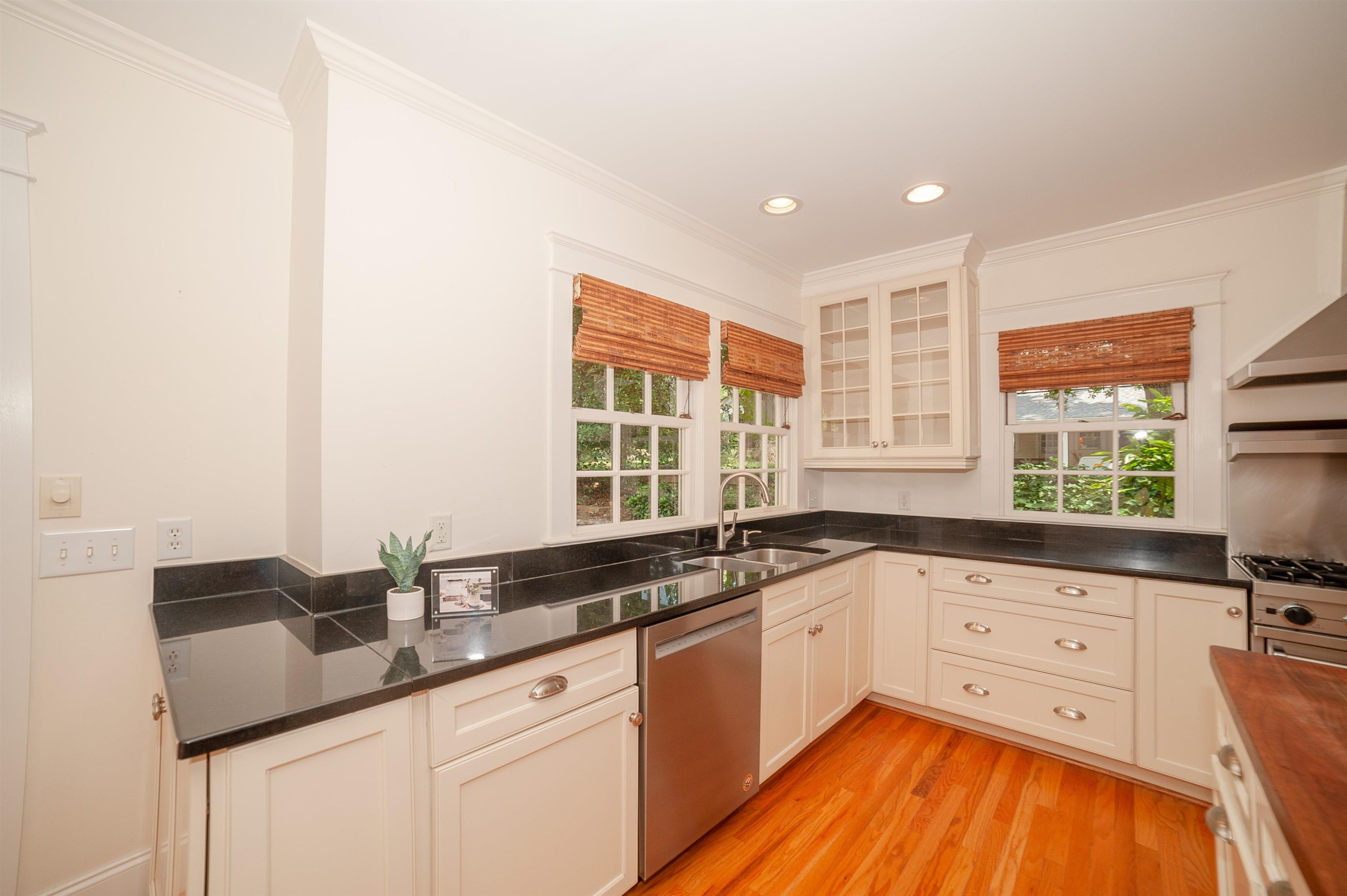 513 Gardner Street Raleigh, NC 27607 - Photo 18 of 56 Photo 18