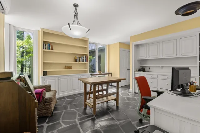 $995,000 | 27 Lee Farm Road, Hancock, NH 03449