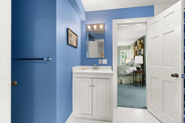 $995,000 | 27 Lee Farm Road, Hancock, NH 03449