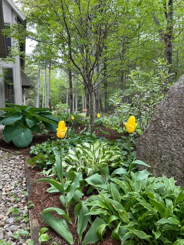 $995,000 | 27 Lee Farm Road, Hancock, NH 03449