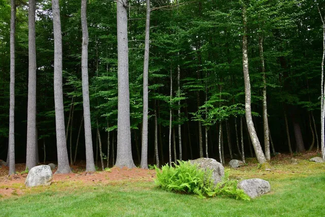 $995,000 | 27 Lee Farm Road, Hancock, NH 03449