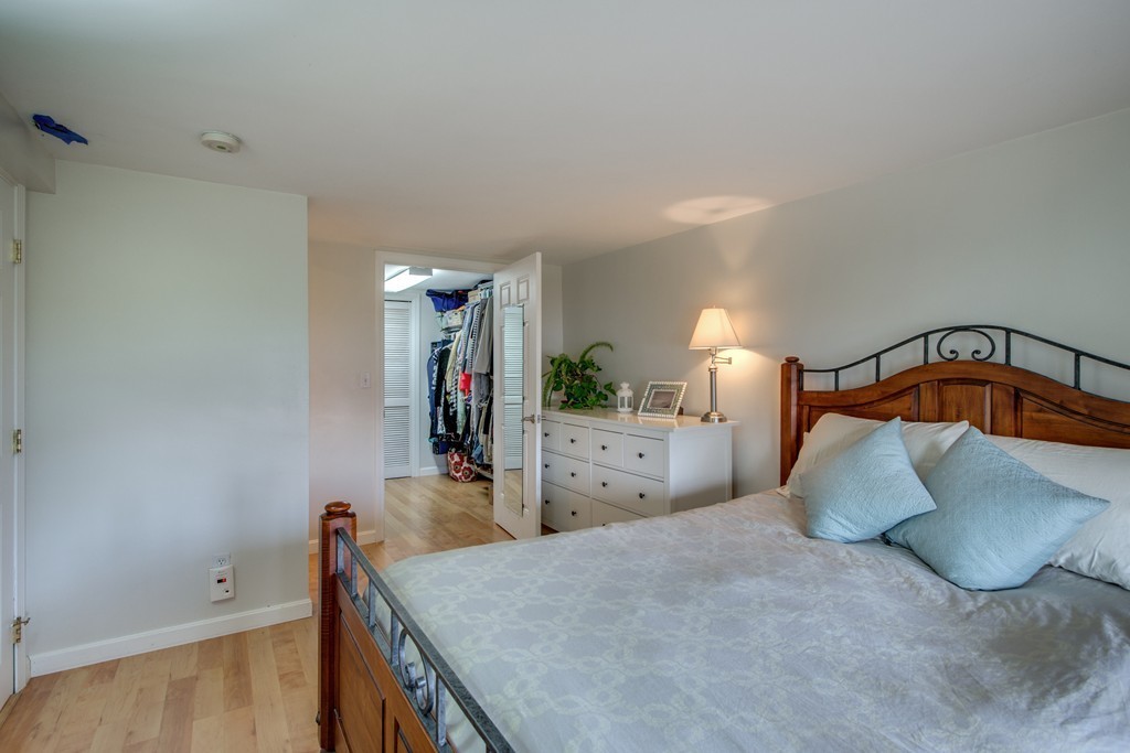 12 Hillside Road Ipswich, MA 01938 - Photo 11 of 28 Gallery Image 11