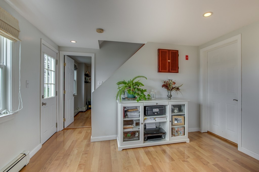 12 Hillside Road Ipswich, MA 01938 - Photo 14 of 28 Gallery Image 14