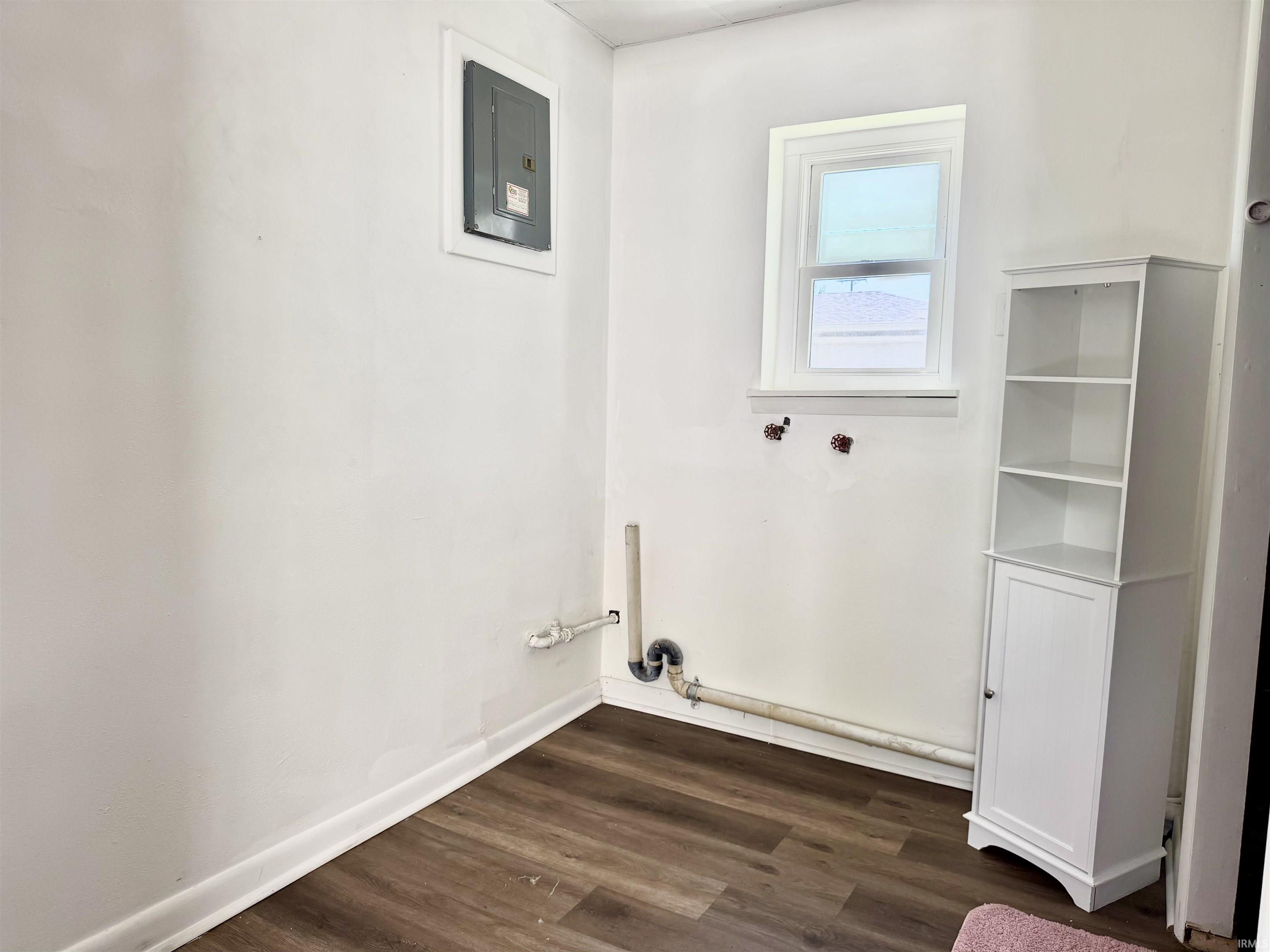 7401 Bluffton Road Fort Wayne, IN 46809 - Photo 12 of 14