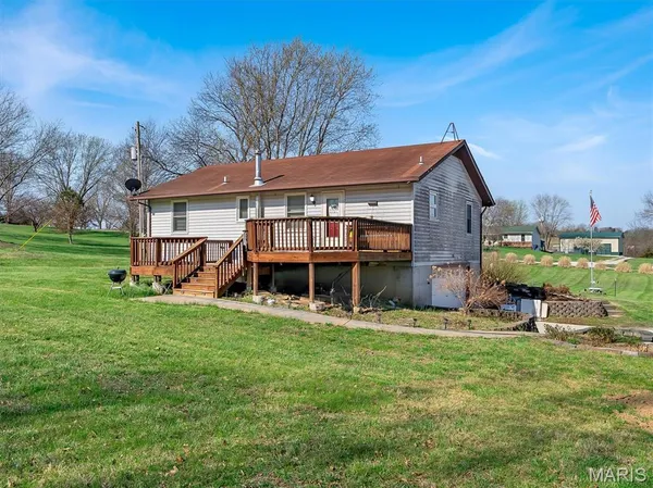 $250,000 | 950 Martha Avenue, Catawissa, MO 63015