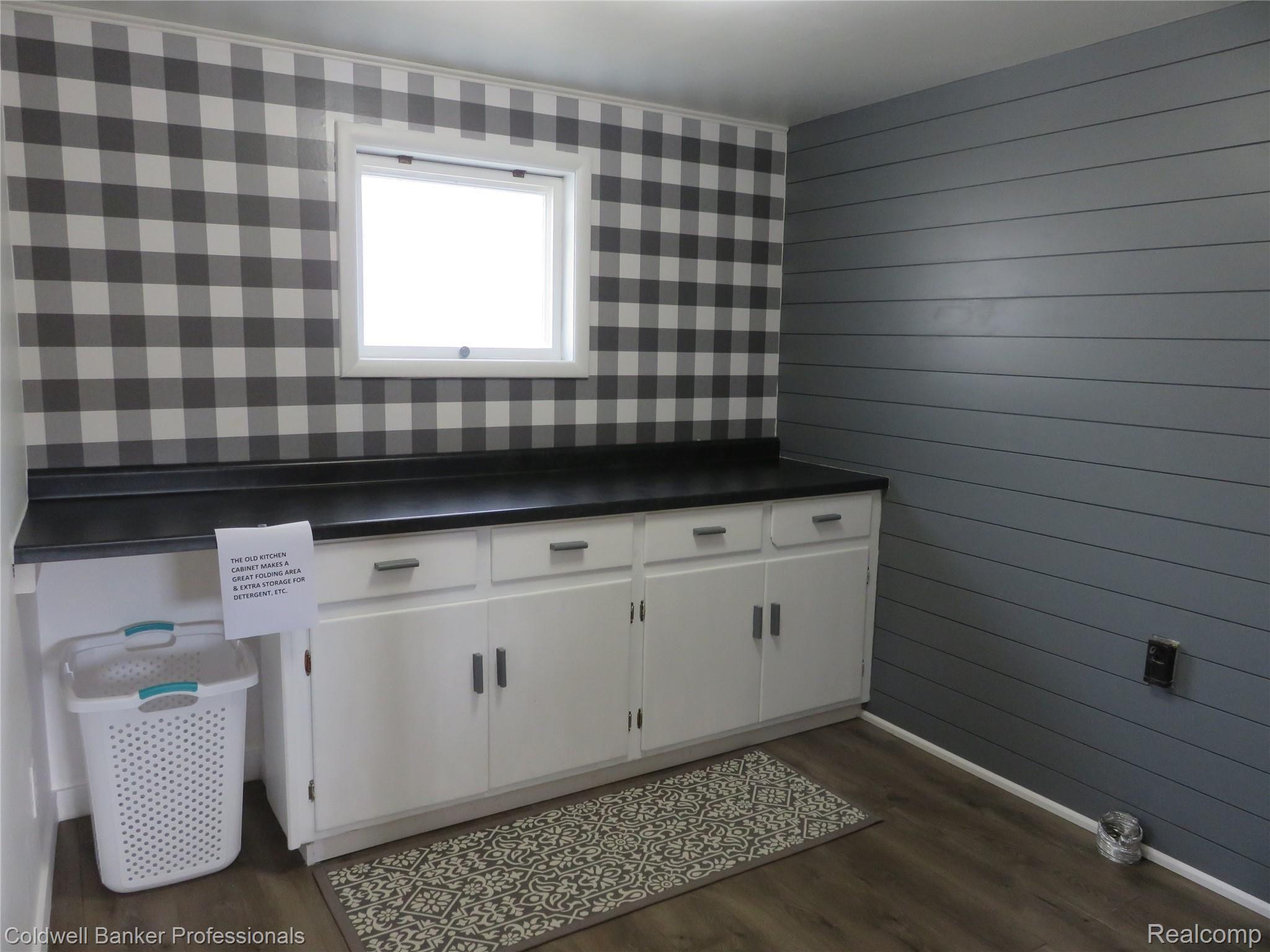 3964 South Ruess Road Owosso, MI 48867 - Photo 23 of 30 22 3694 Laundry Room.JPG