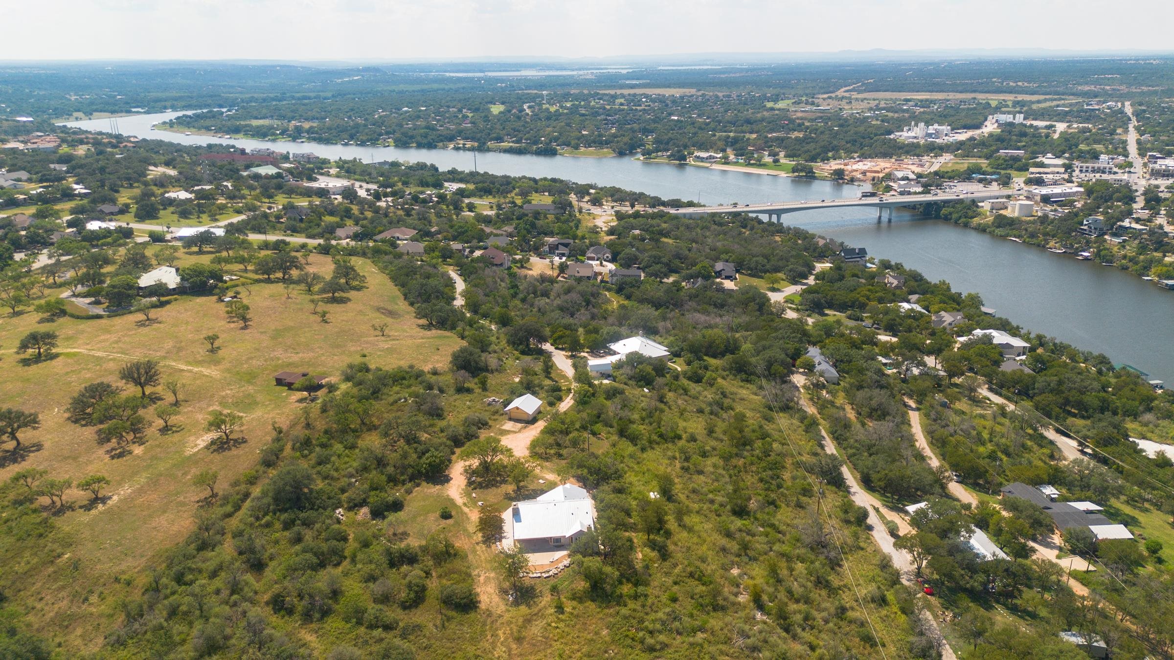 95 Gateway North Marble Falls, TX 78654 - Photo 27 of 30 a view of city and ocean