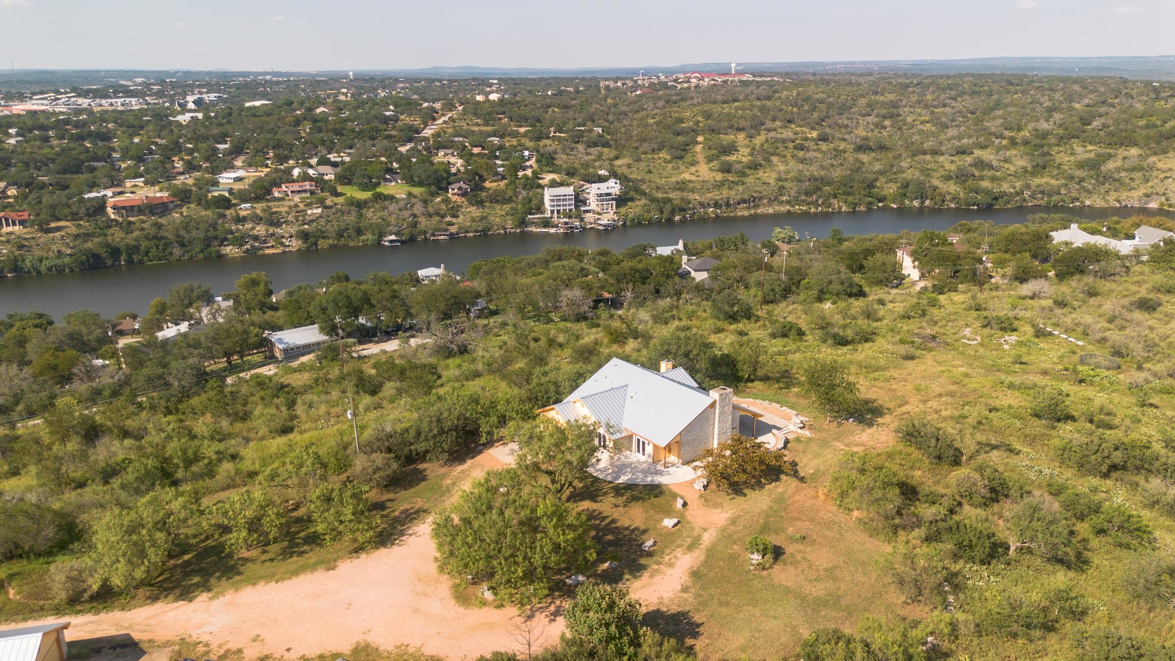 95 Gateway North Marble Falls, TX 78654 - Photo 29 of 30 an aerial view of residential houses with outdoor space and lake view