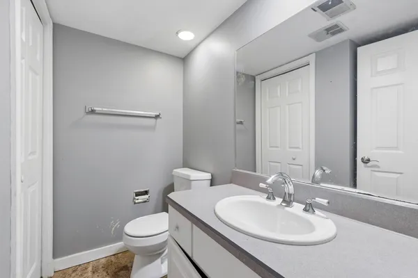 $360,000 | 1005 Madiera Drive, Shorewood, IL 60404