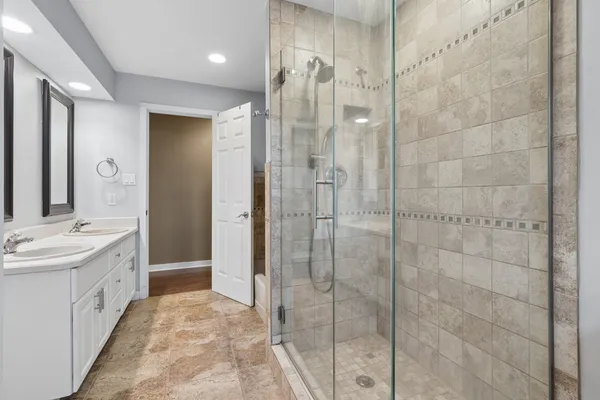 $360,000 | 1005 Madiera Drive, Shorewood, IL 60404
