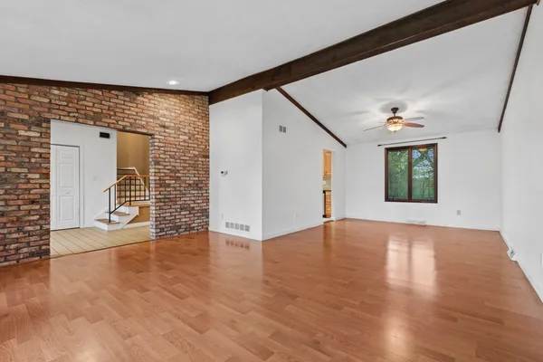 $360,000 | 1005 Madiera Drive, Shorewood, IL 60404