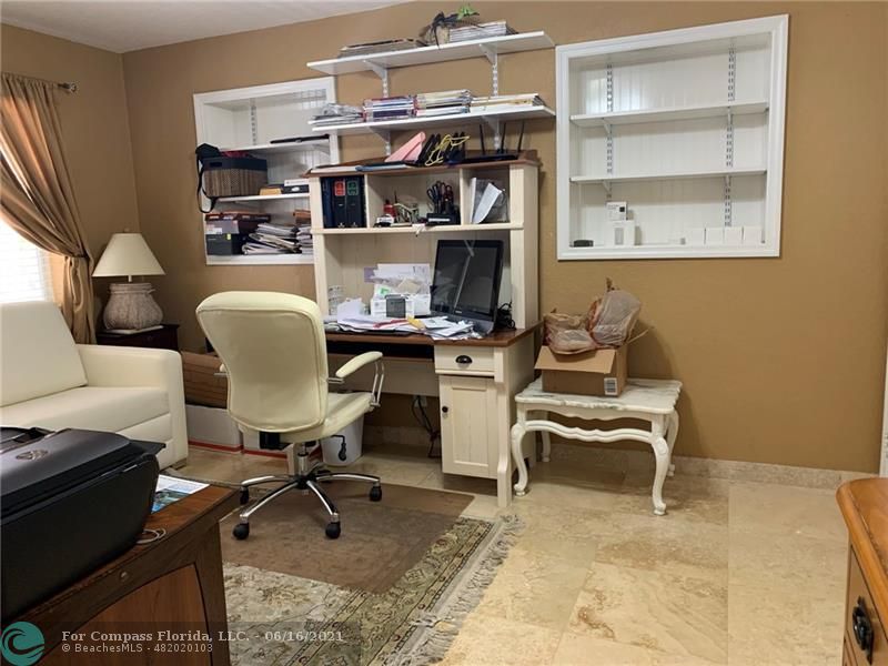 451 Northeast 25th Terrace Boca Raton, FL 33431 - Photo 17 of 48