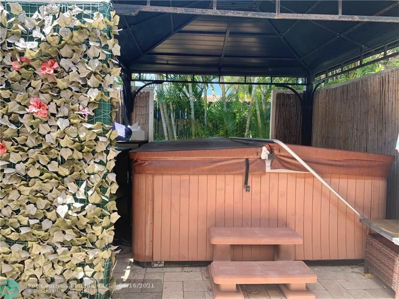 451 Northeast 25th Terrace Boca Raton, FL 33431 - Photo 38 of 48