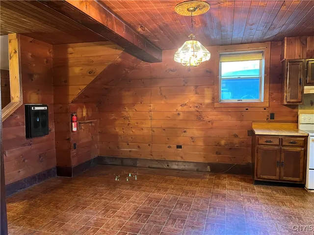 $219,900 | 2810 Southside Road, Frankfort, NY 13340