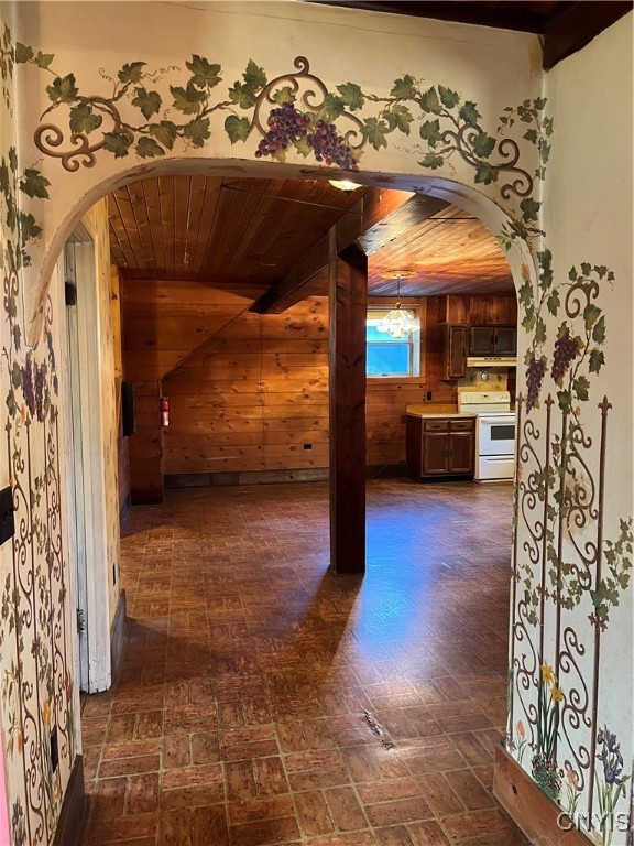 2810 Southside Road Frankfort, NY 13340 - Photo 14 of 46 Entry between Kitchen area & Living Room