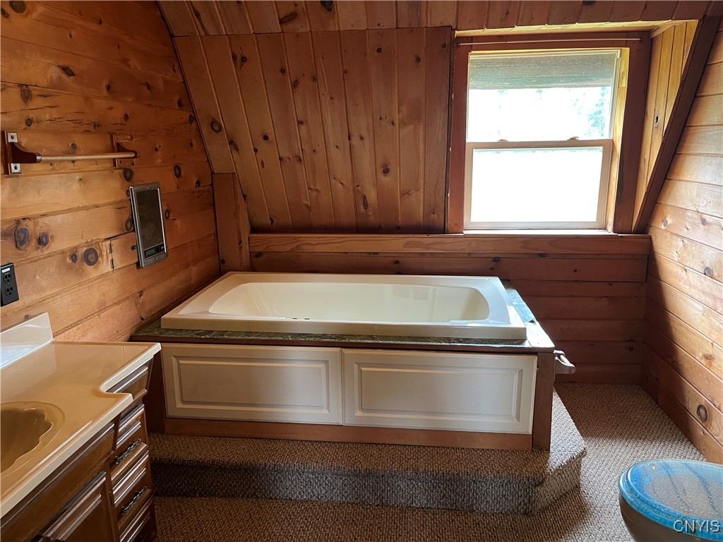 2810 Southside Road Frankfort, NY 13340 - Photo 28 of 46 Bath upstairs