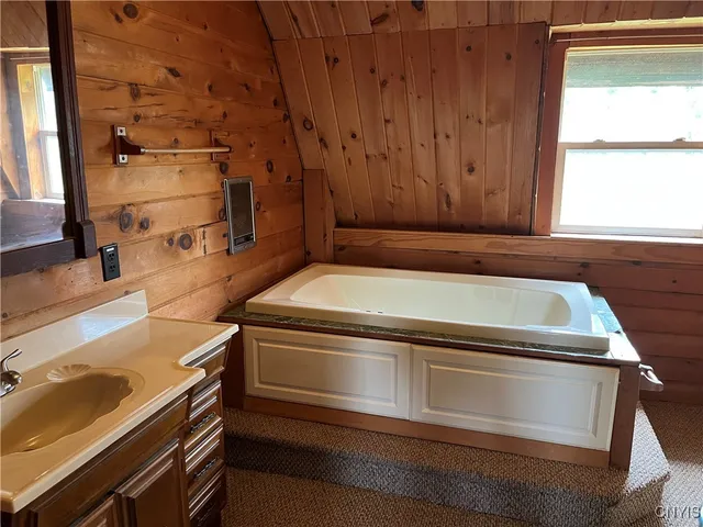 $219,900 | 2810 Southside Road, Frankfort, NY 13340