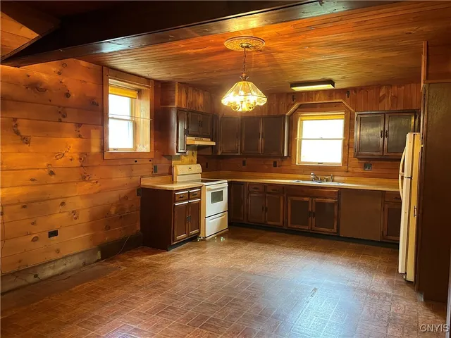 $219,900 | 2810 Southside Road, Frankfort, NY 13340