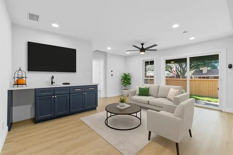 $619,000 | 2124 Parkhaven Drive, Plano, TX 75075