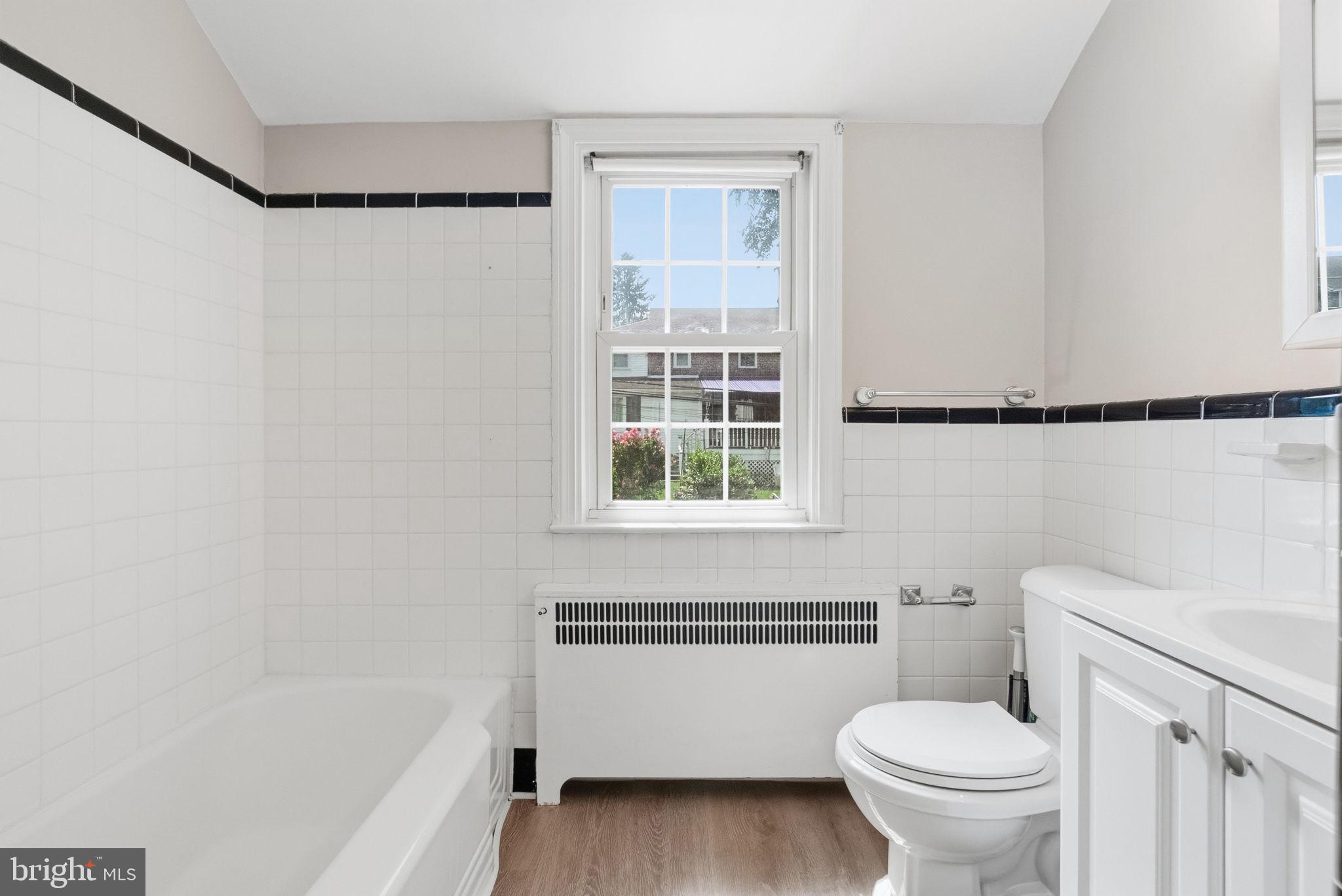 152 Treaty Road Drexel Hill, PA 19026 - Photo 19 of 31 Bathroom