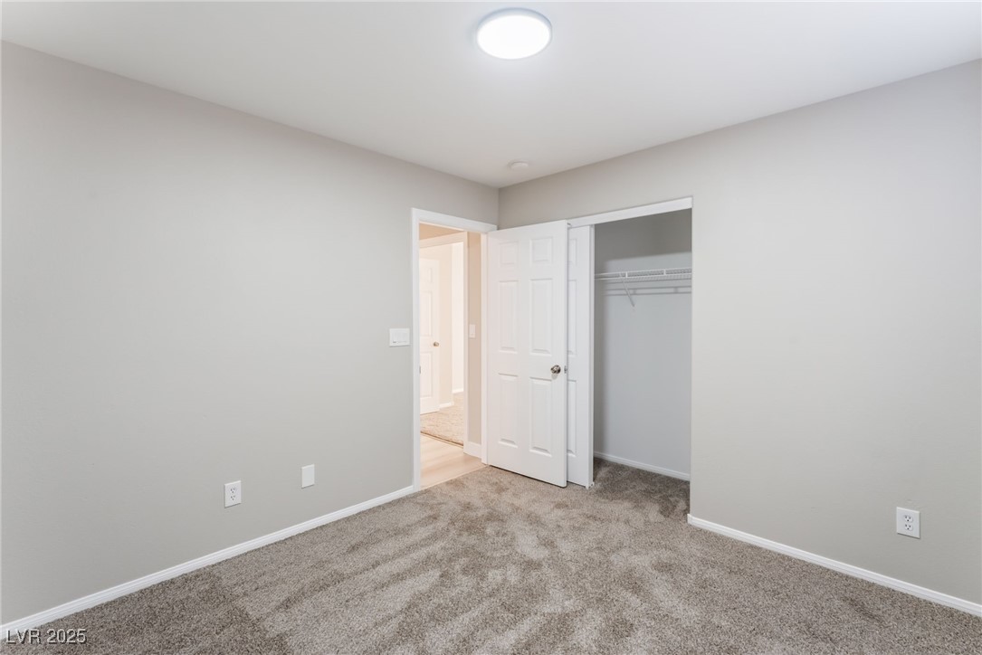 2723 Mossy Oaks Lane Las Vegas, NV 89142 - Photo 18 of 24