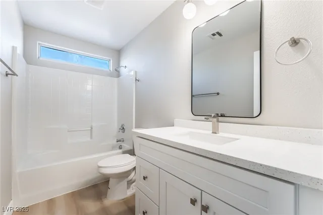 $2,450 | 2723 Mossy Oaks Lane, Las Vegas, NV 89142