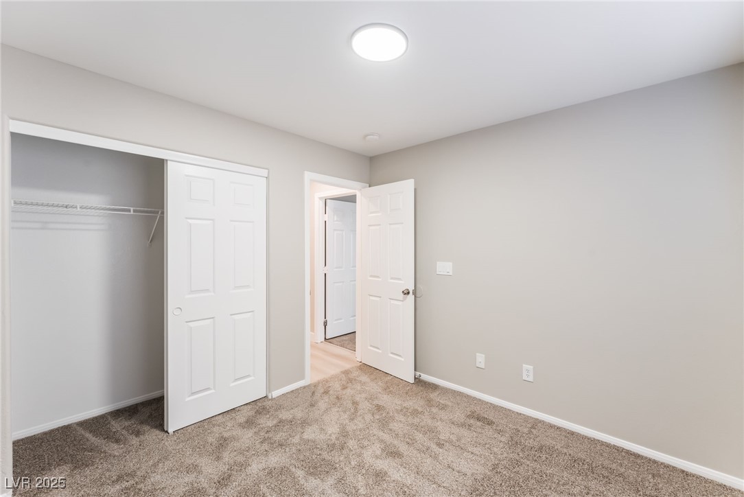 2723 Mossy Oaks Lane Las Vegas, NV 89142 - Photo 21 of 24