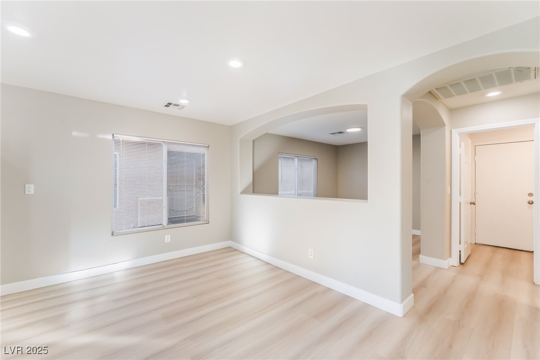 2723 Mossy Oaks Lane Las Vegas, NV 89142 - Photo 5 of 24