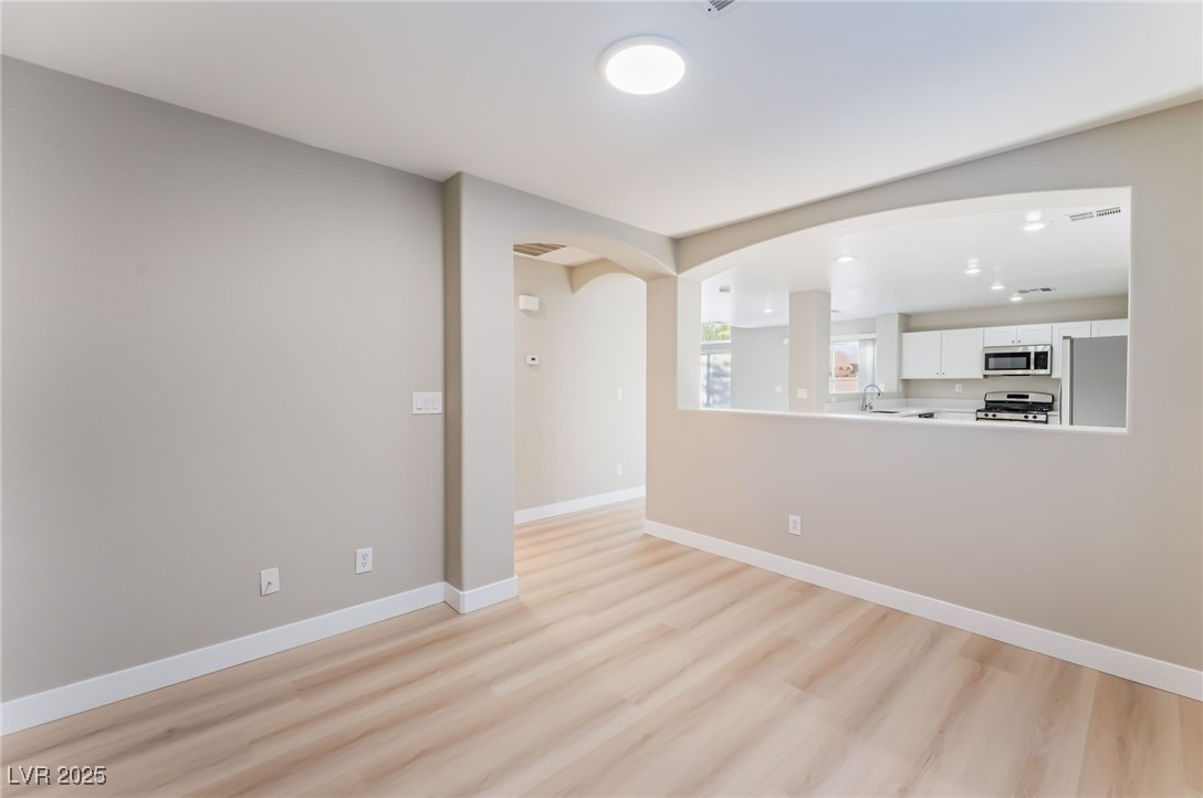 2723 Mossy Oaks Lane Las Vegas, NV 89142 - Photo 10 of 24