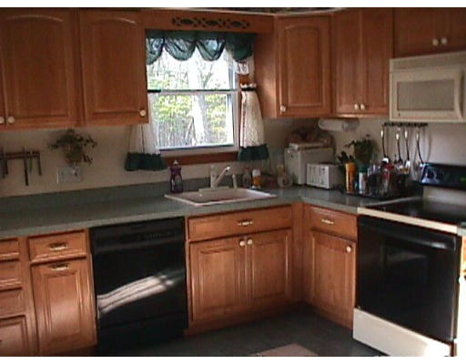 100 Smithville Road Spencer, MA 01562 - Photo 5 of 12 Gallery Image 5