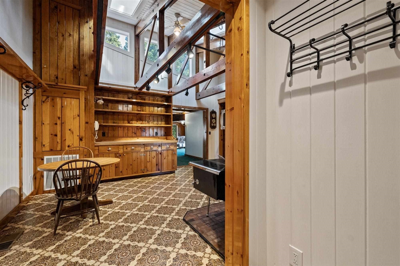 25833 Lyons Dam Road Twain Harte, CA 95383 - Photo 18 of 60 a view of walk in closet with empty racks