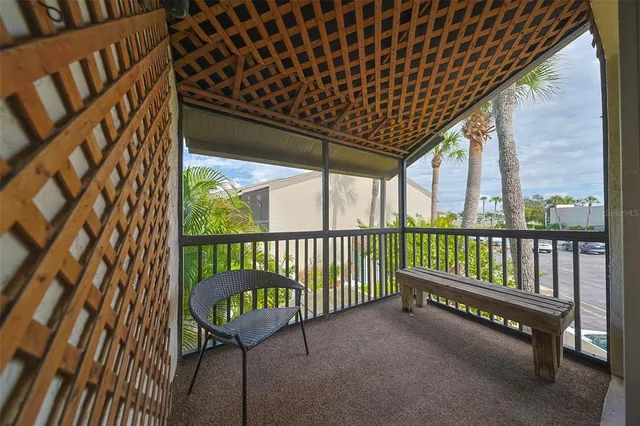 $195,000 | 1028 Apollo Beach Boulevard, Unit 2, Apollo Beach, FL 33572