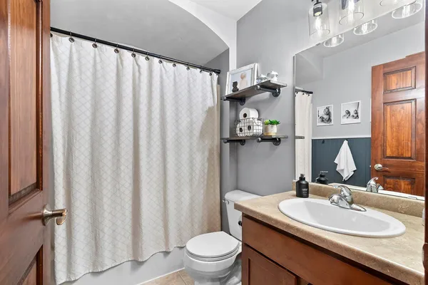 $365,000 | 364 Wooden Shoe Circle, Kaukauna, WI 54130