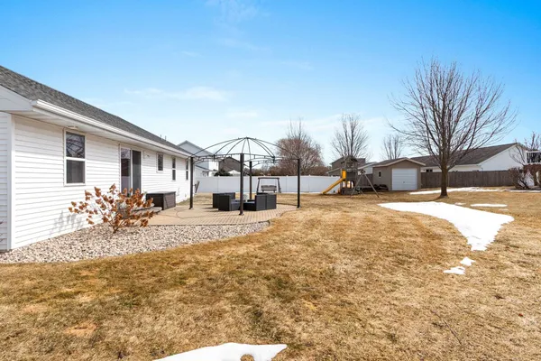 $365,000 | 364 Wooden Shoe Circle, Kaukauna, WI 54130