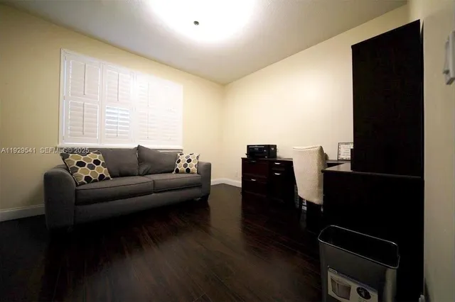 $2,450 | 171 Southwest 96th Avenue, Plantation, FL 33324