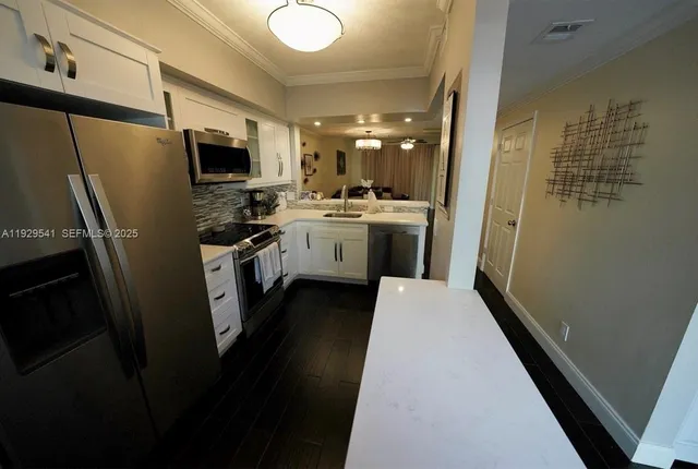 $2,450 | 171 Southwest 96th Avenue, Plantation, FL 33324