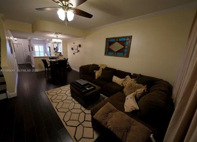 $2,450 | 171 Southwest 96th Avenue, Plantation, FL 33324