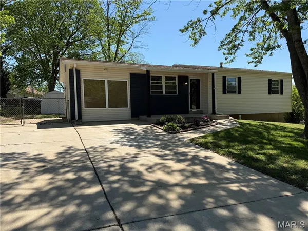 $279,000 | 186 Green Acres Drive, Old Monroe, MO 63369
