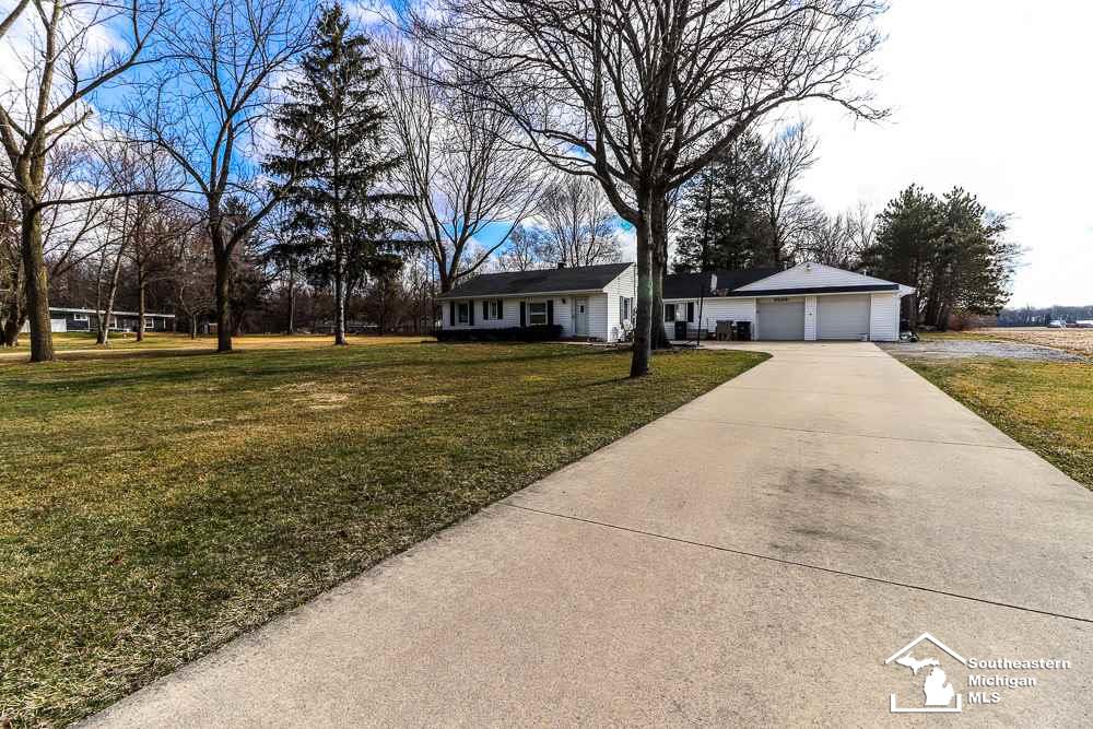 9288 Crabb Road Temperance, MI 48182 - Photo 31 of 34