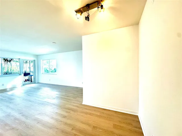 $230,000 | 119 Northeast 19th Court, Unit 205G, Wilton Manors, FL 33305