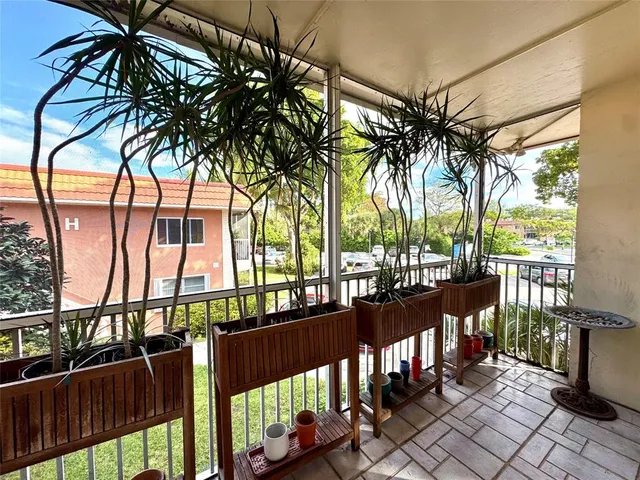 $230,000 | 119 Northeast 19th Court, Unit 205G, Wilton Manors, FL 33305