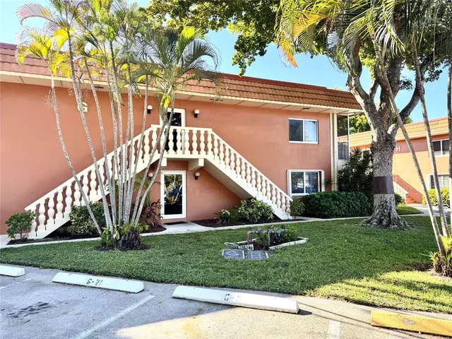$230,000 | 119 Northeast 19th Court, Unit 205G, Wilton Manors, FL 33305