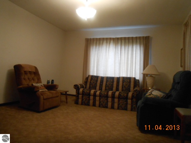 7259 West Lincoln Road Elwell, MI 48832 - Photo 8 of 13 1778118-7.JPG