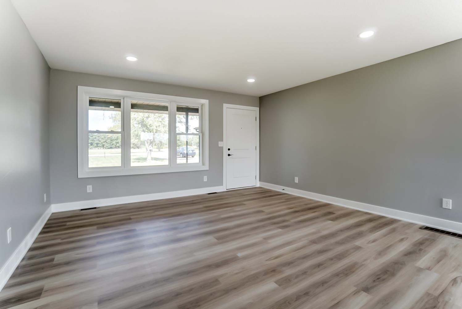 621 Winters Road Fort Wayne, IN 46819 - Photo 5 of 36