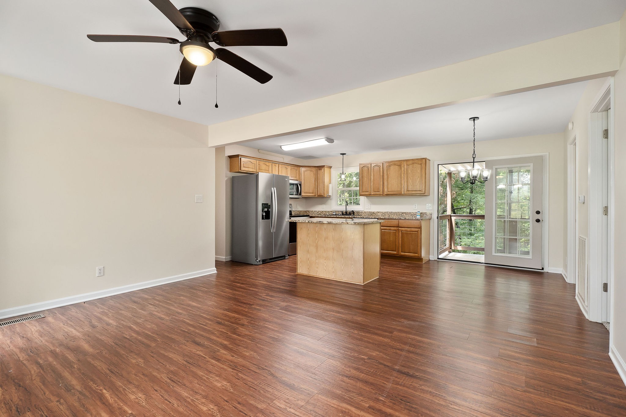 743 Bugger Ridge Road McMinnville, TN 37110 - Photo 4 of 26 Gallery Image 4