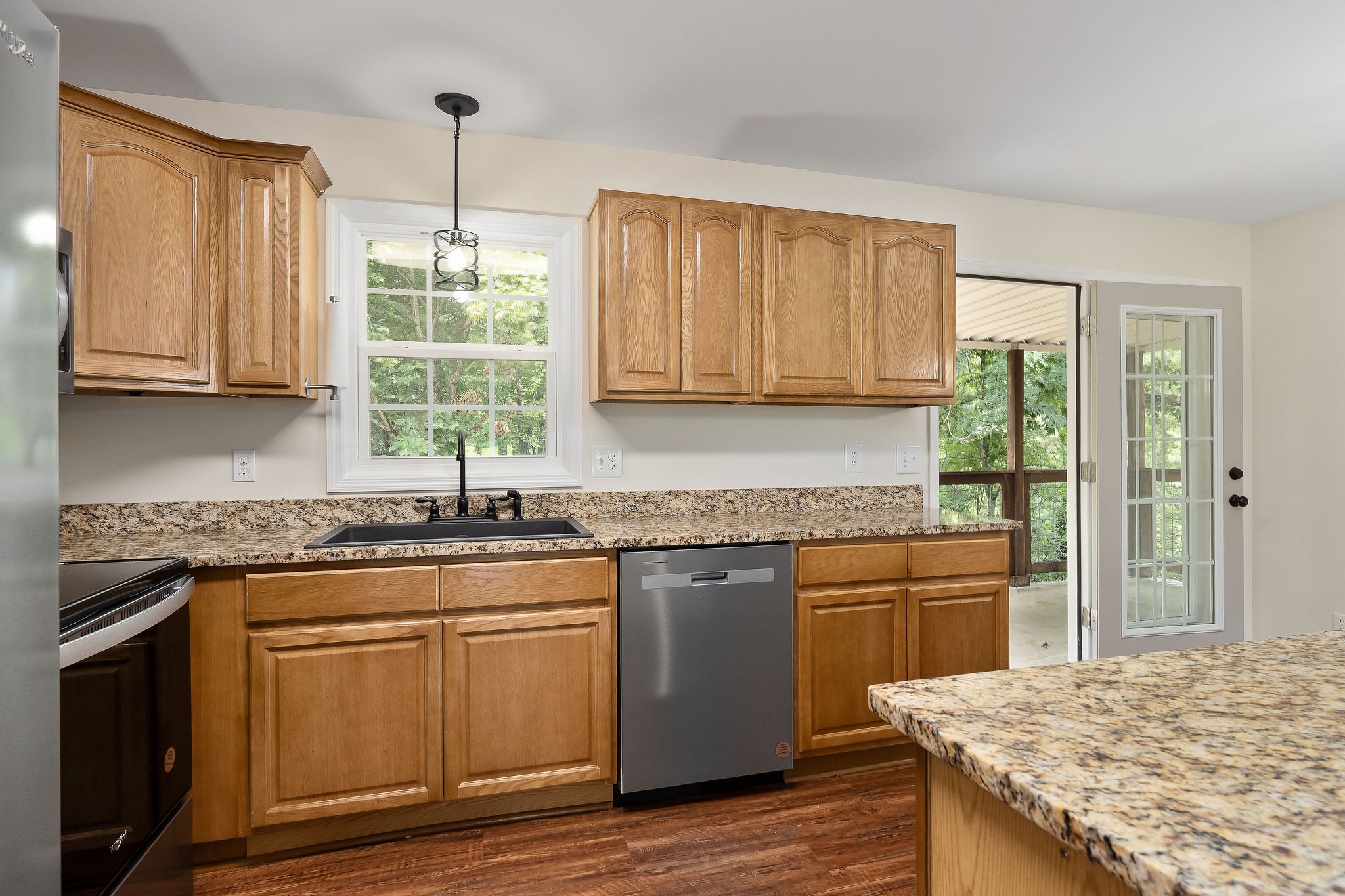 743 Bugger Ridge Road McMinnville, TN 37110 - Photo 7 of 26 Gallery Image 7