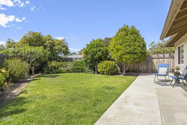 $1,200,000 | 9417-9419 Petit Court, Ventura, CA 93004