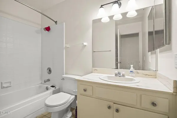 $1,200,000 | 9417-9419 Petit Court, Ventura, CA 93004